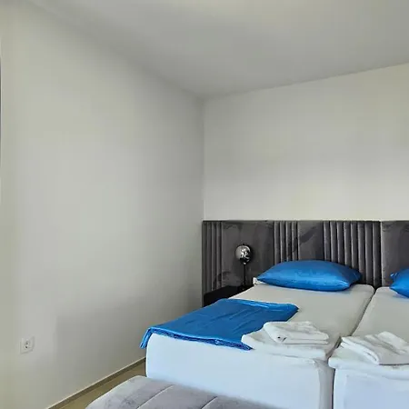 Апартаменты Mukalba 4 Star Deluxe *
