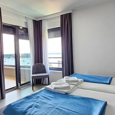 Апартаменты Mukalba 4 Star Deluxe *