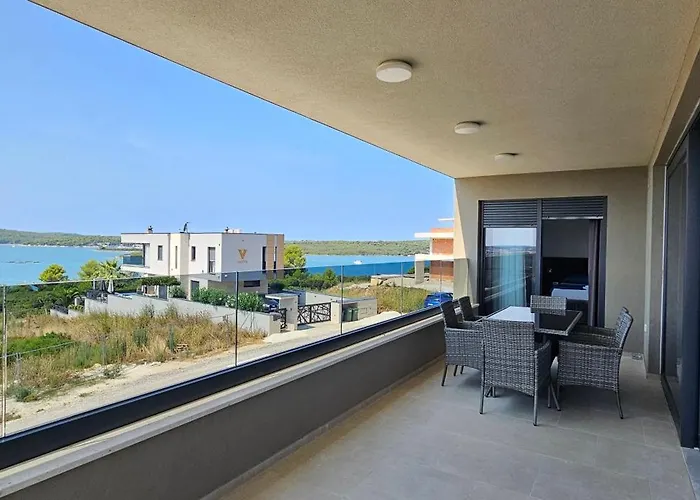 Апартаменты Mukalba 4 Star Deluxe Медулин