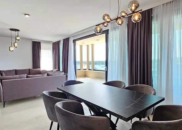 Mukalba 4 Star Deluxe