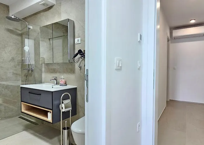 Апартаменты Mukalba 4 Star Deluxe Медулин