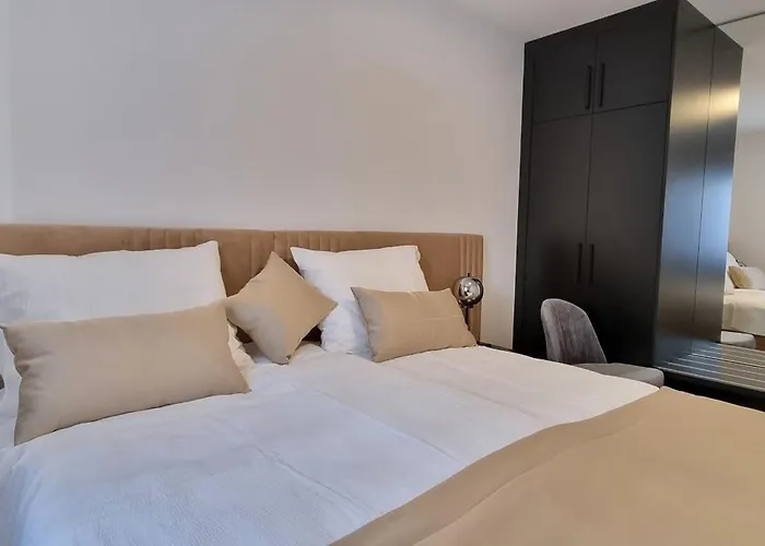 Mukalba 4 Star Deluxe * Медулин